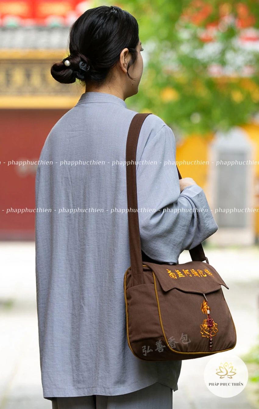 túi_đi_chùa_sen_vàng 5 Túi đi chùa sen vàng