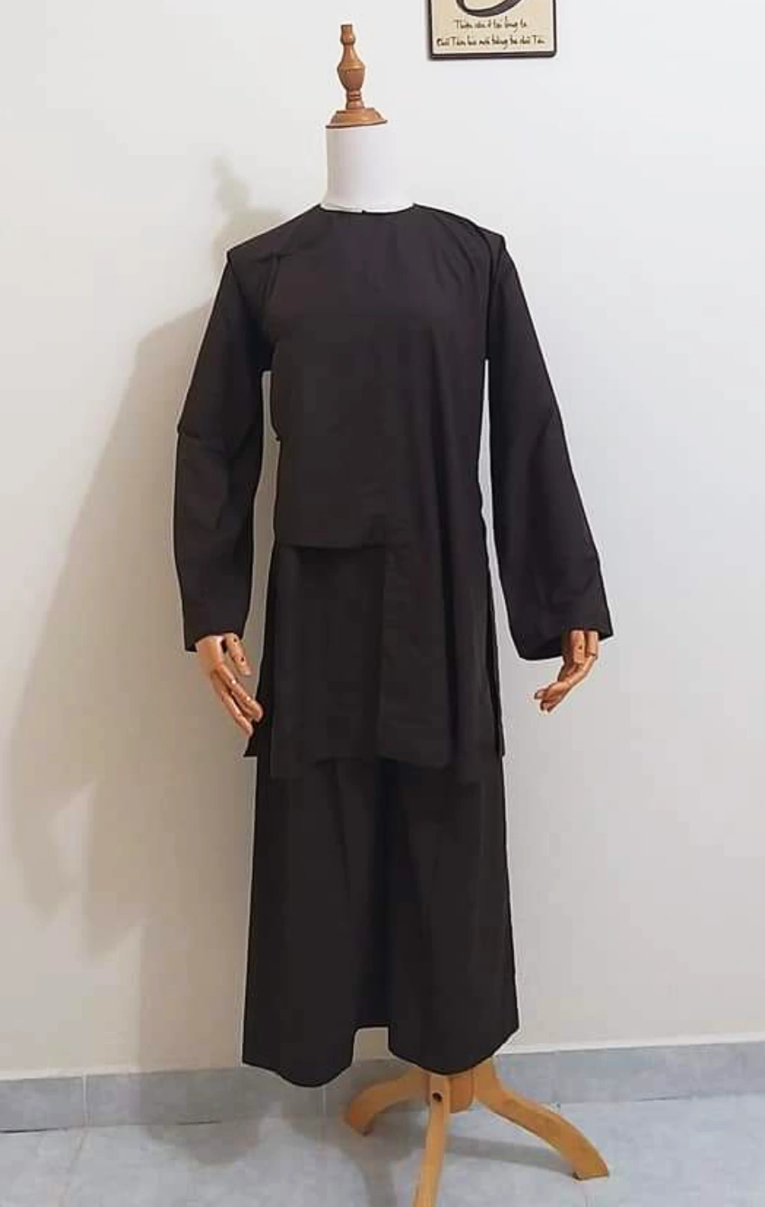 Vạt hò phom ni màu nâu