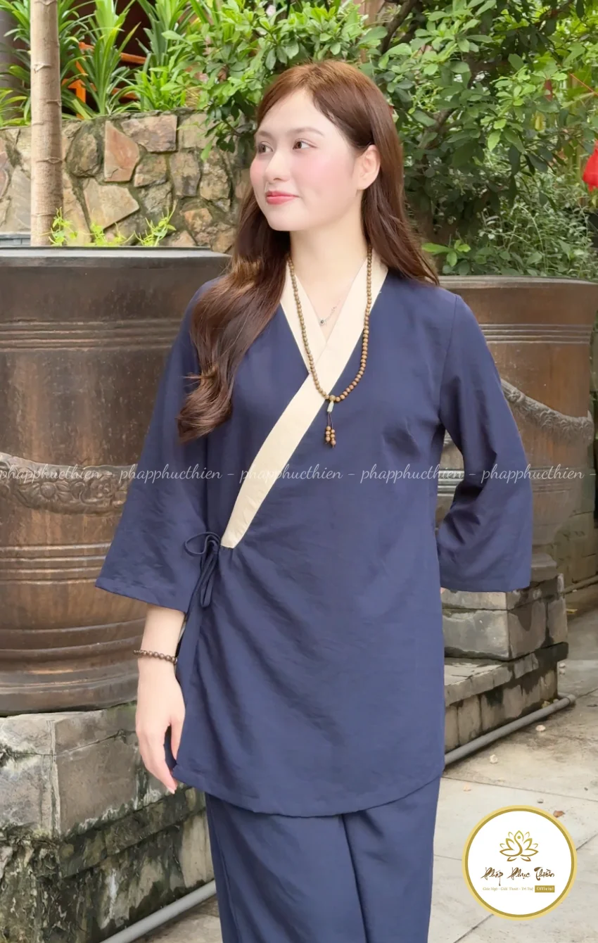 Đồ Lam Nhật Nữ Vạt Xéo Màu Xanh Coban