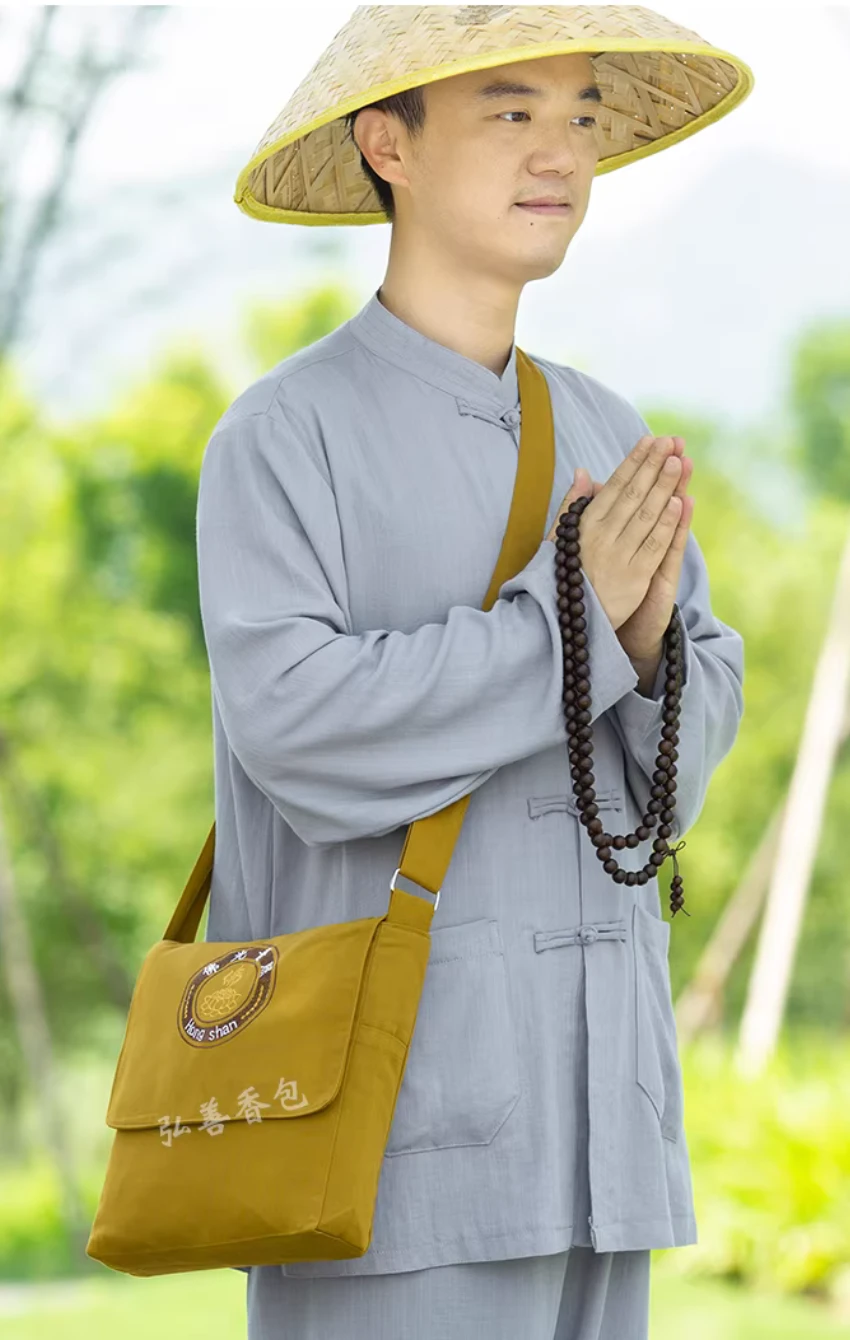 túi đi chùa Đài Loan màu vàng